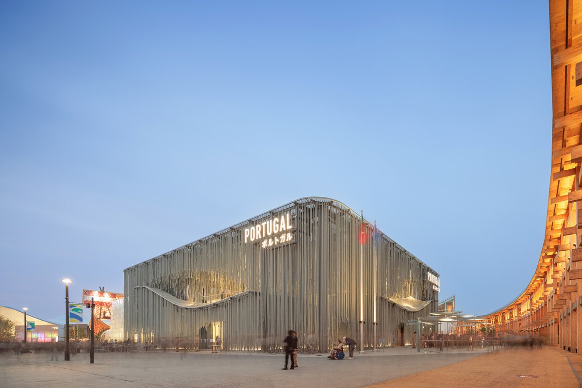 万博ポルトガル館　館名サイン