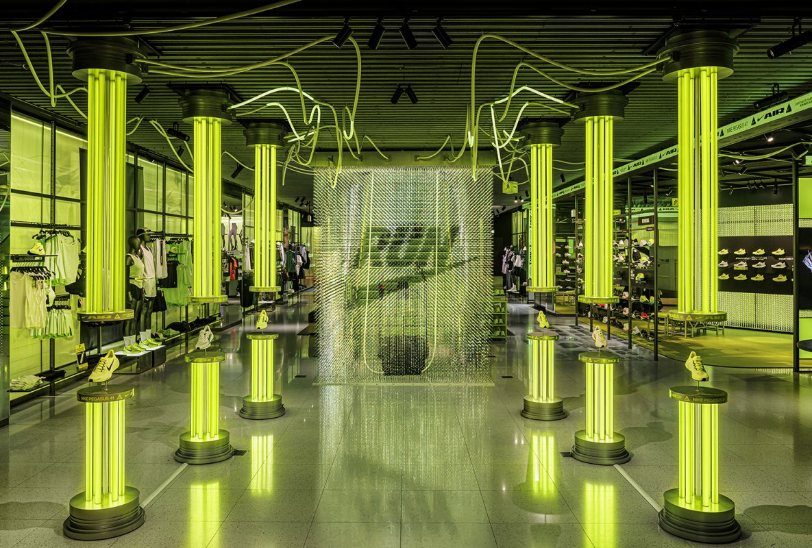 NIKE _ STORE PROMOTION