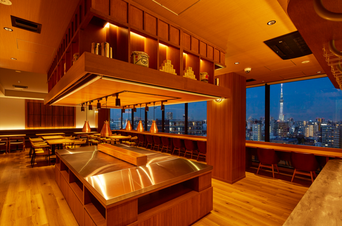 ホテルのレストランから見えるスカイツリー。夜景最高